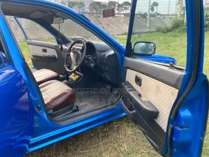 টয়োটা স্টারলেট ১৯৯৬ নীল