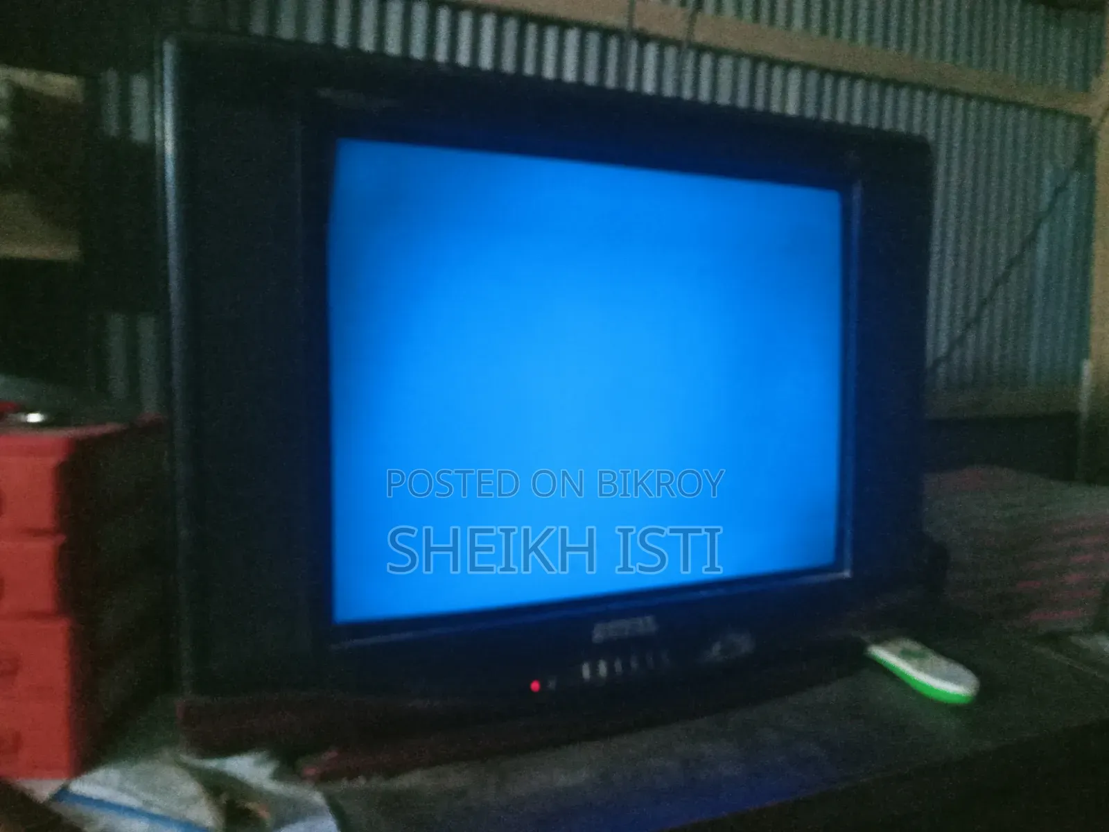 Royal Brand CRT COLOR TV 21"