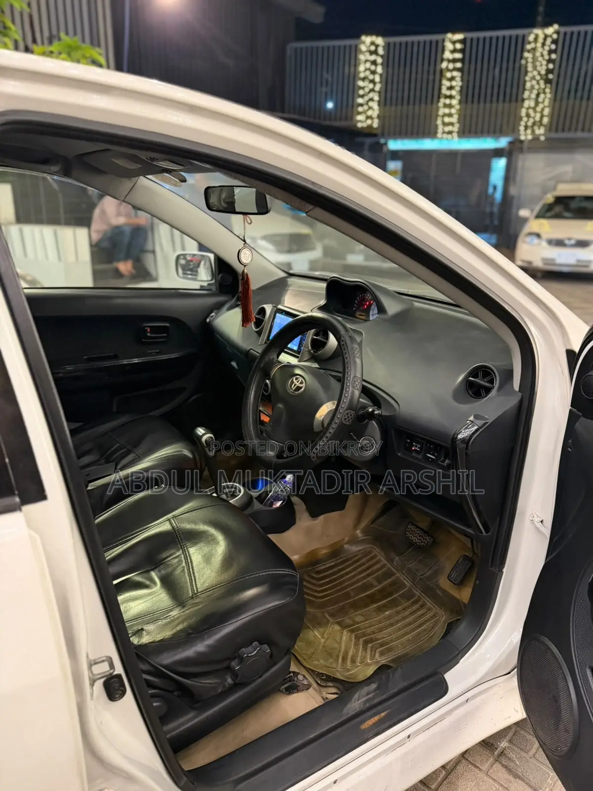 Toyota IST 2004 Pearl