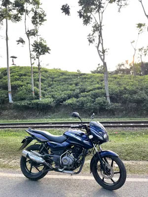 বাজাজ পালসার ১৫০ ২০১৮ ব্লু