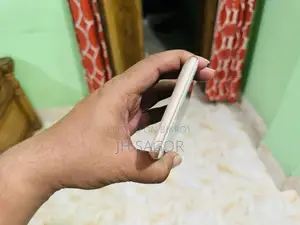 Apple iPhone 8 Plus 64 GB Gold