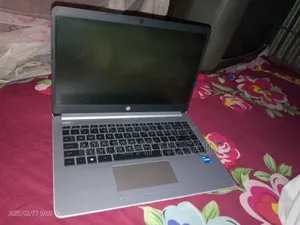 Laptop HP EliteBook 840 G8 8GB Intel Core i3 SSD 256GB