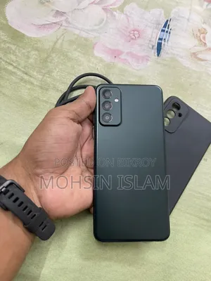 New Samsung Galaxy F23 128 GB Black
