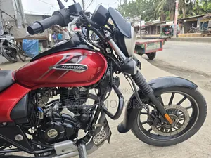 বাজাজ এভেঞ্জার ১৫০ স্ট্রিট ২০২৩ রেড