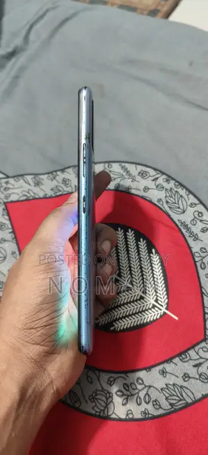 Infinix Hot 10 128 GB Blue