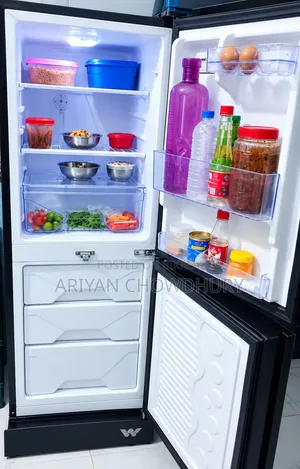 ভালো মানের ফ্রিজ জরুরি বিক্রি করা হবে