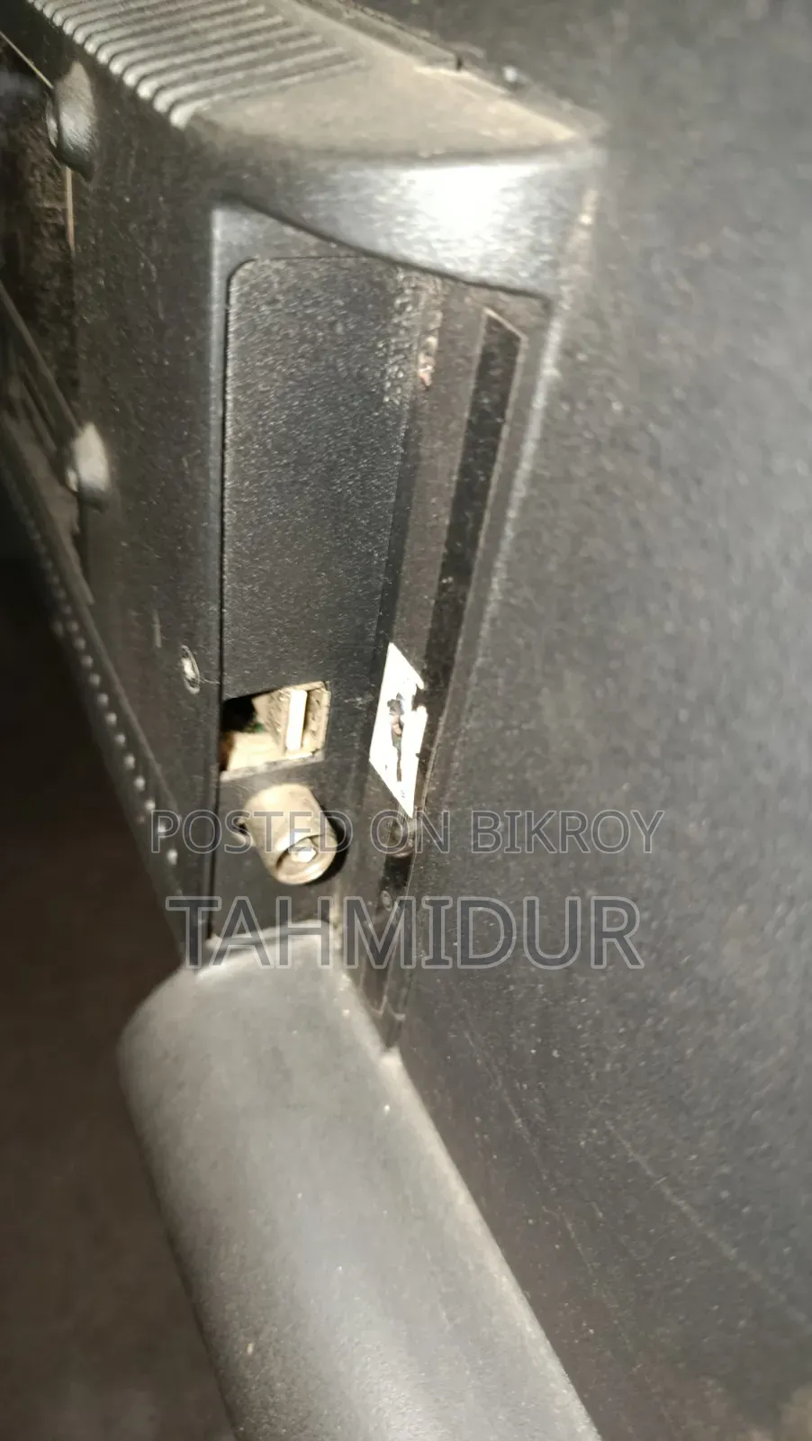 এলইডি টিভি বিক্রির জন্য