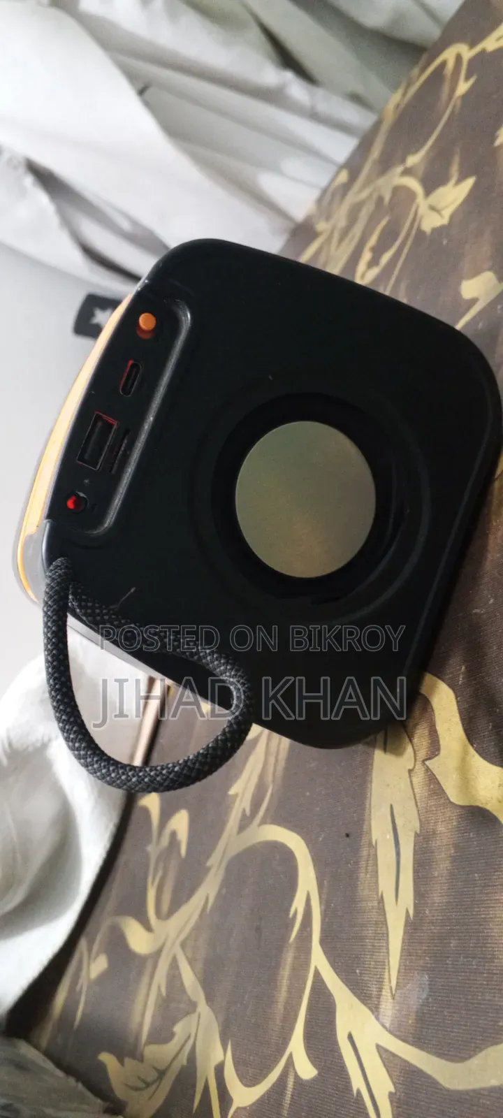 A small size sound box