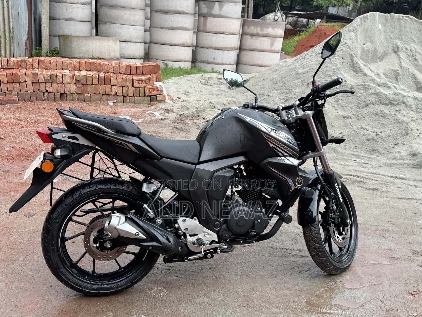 Yamaha FZS V2 2026 Black