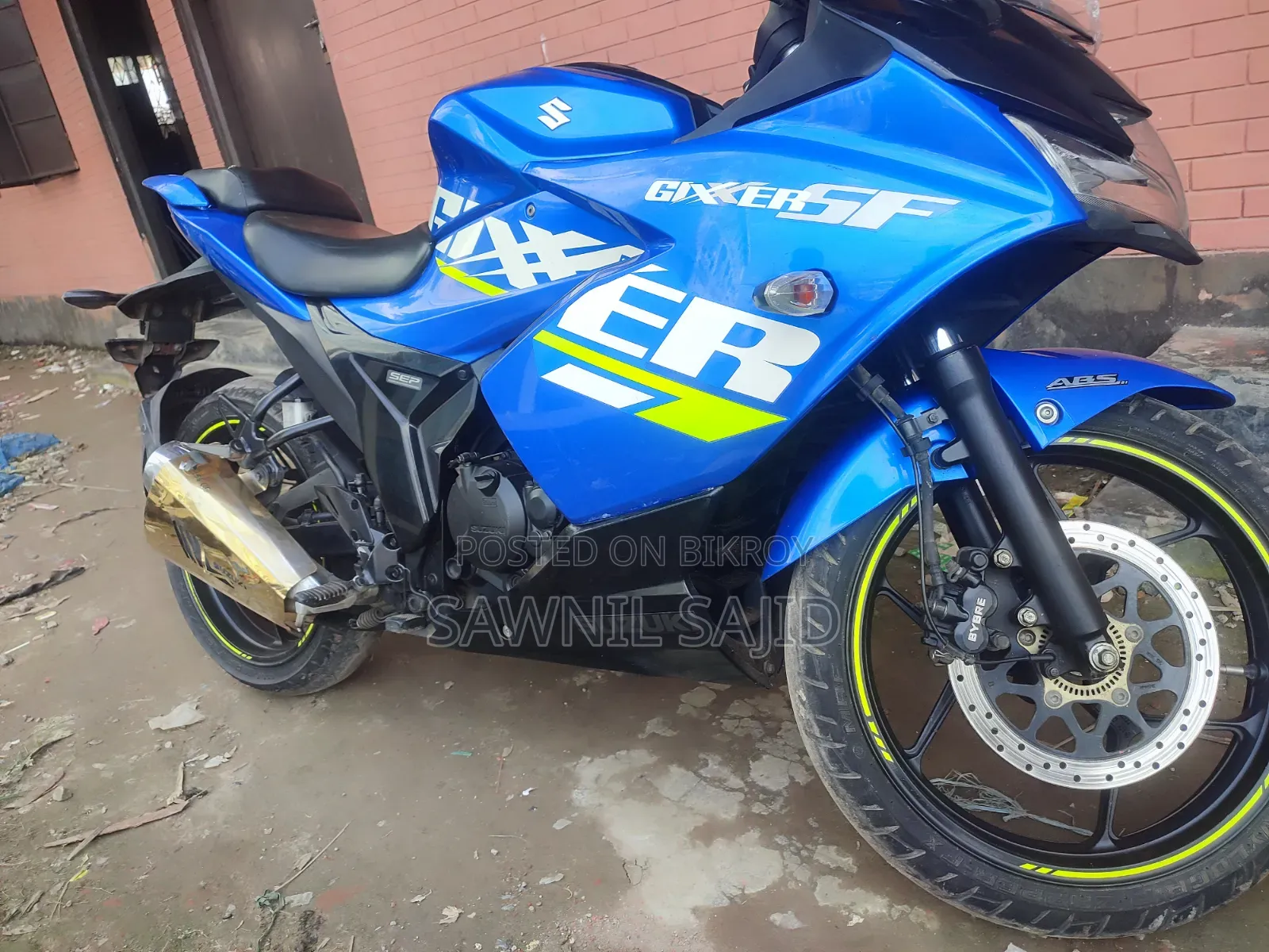 New Suzuki 2022 Blue