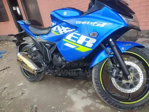 New Suzuki 2022 Blue