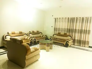 মদিনা মার্কেট, পাঠান টুলা এ ভাড়ার জন্য ফার্নিশড ৩টি বেডরুমের অ্যাপার্টমেন্ট