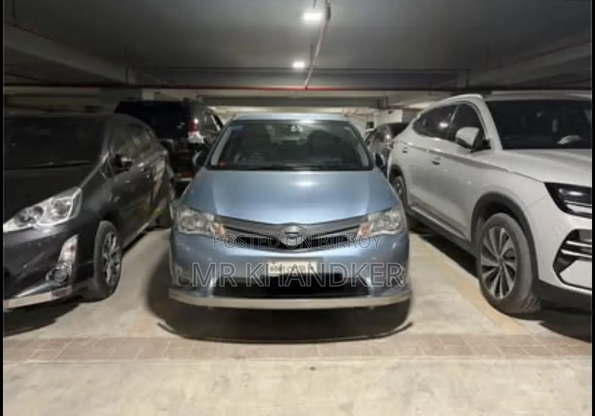 Toyota Axio 1.5 Hybrid Two Wheel Drive 2014 Blue