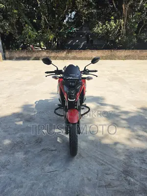 হোন্ডা এক্স-ব্লেড ১৬০ ২০২৪ রেড