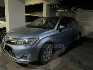 Toyota Axio 1.5 Hybrid Two Wheel Drive 2014 Blue