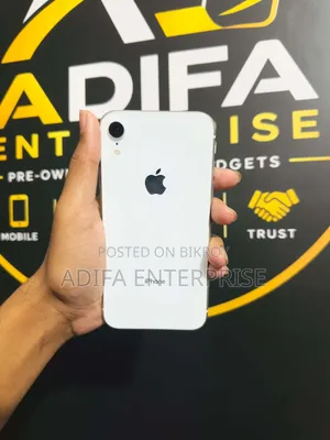 Apple iPhone XR 128 GB White