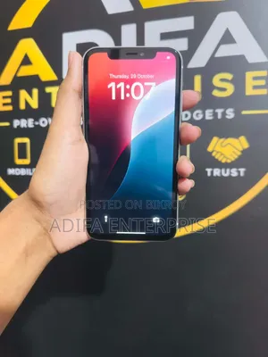 Apple iPhone XR 128 GB White