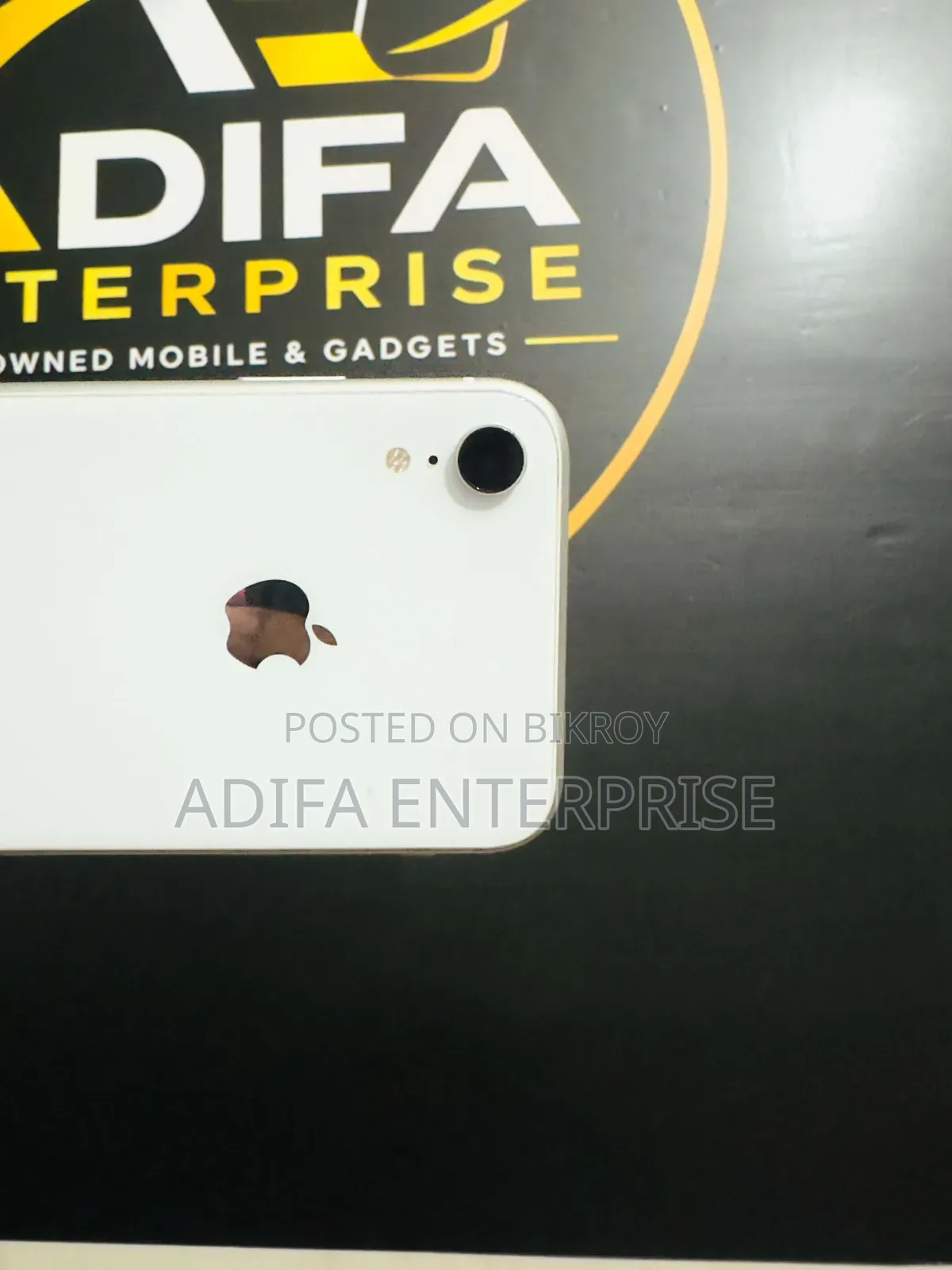 Apple iPhone XR 128 GB White