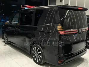 Toyota Voxy 2022 Black