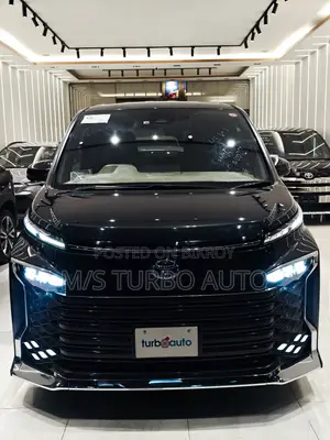 Toyota Voxy 2022 Black