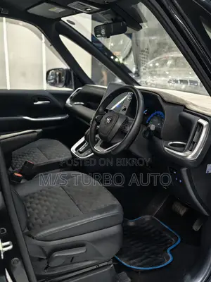 Toyota Voxy 2022 Black