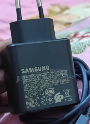 মোবাইল চার্জার