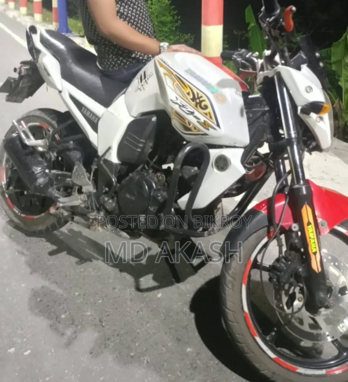 Yamaha FZ 2015 White