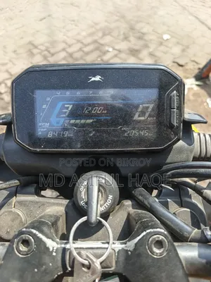 TVS Raider 125 2022 Yellow