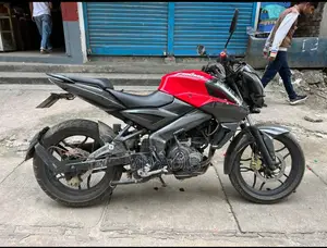 Bajaj Pulsar NS 160 2019 Red