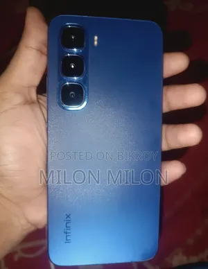 ইনফিনিক্স হট ৬০আই ২৫৬ জিবি নীল