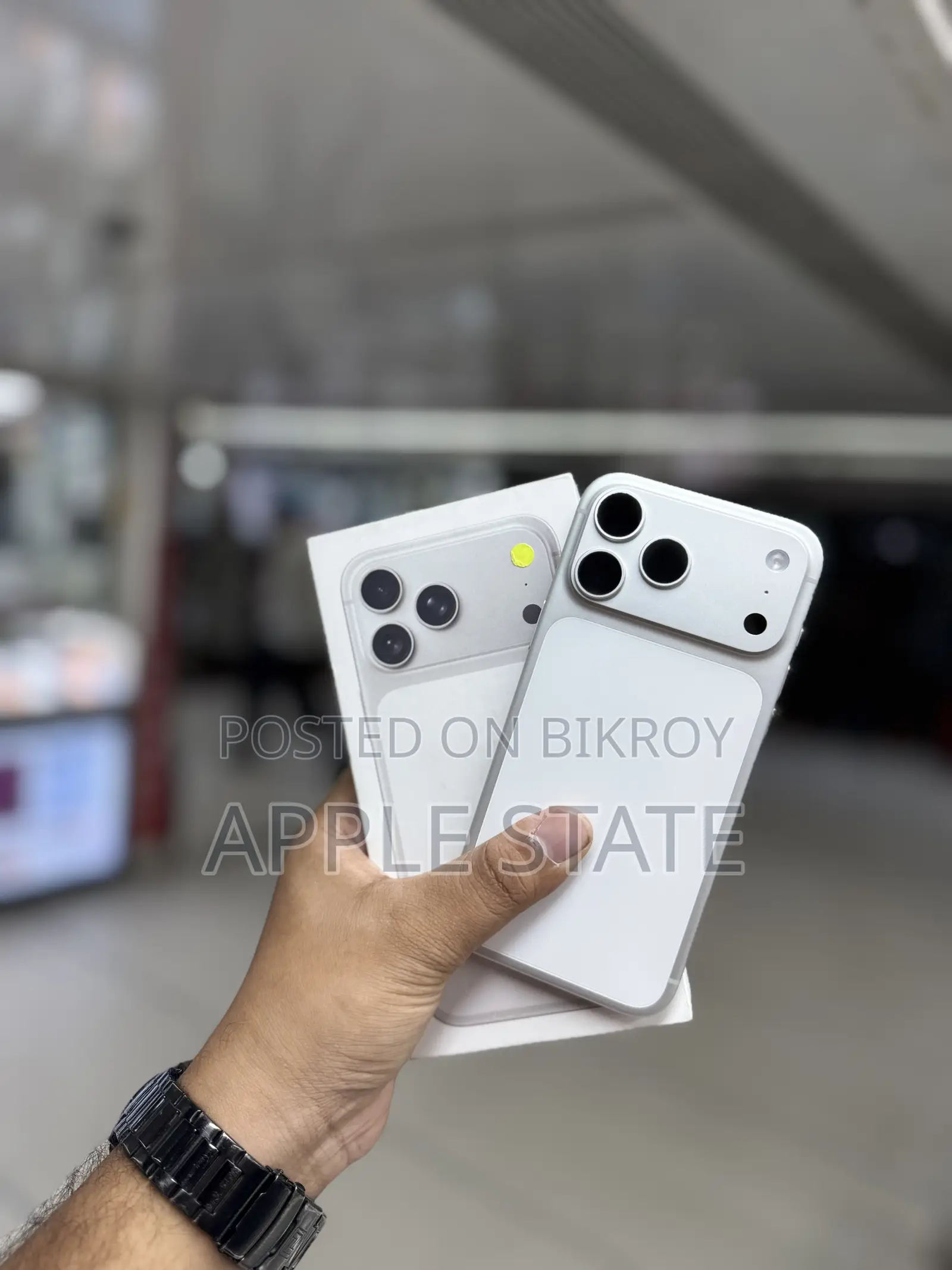 অ্যাপল আইফোন ১৭ প্রো ম্যাক্স ২৫৬ জিবি সিলভার