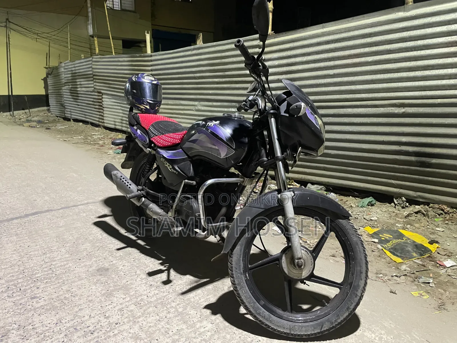 টিভিএস মেট্রো ২০১১ কালো