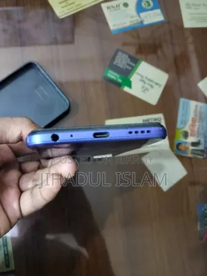 ভিভো ওয়াই২১ ৬৪ জিবি নীল