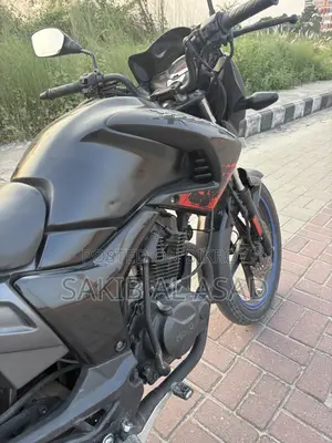 Hero Hunk 2019 Black
