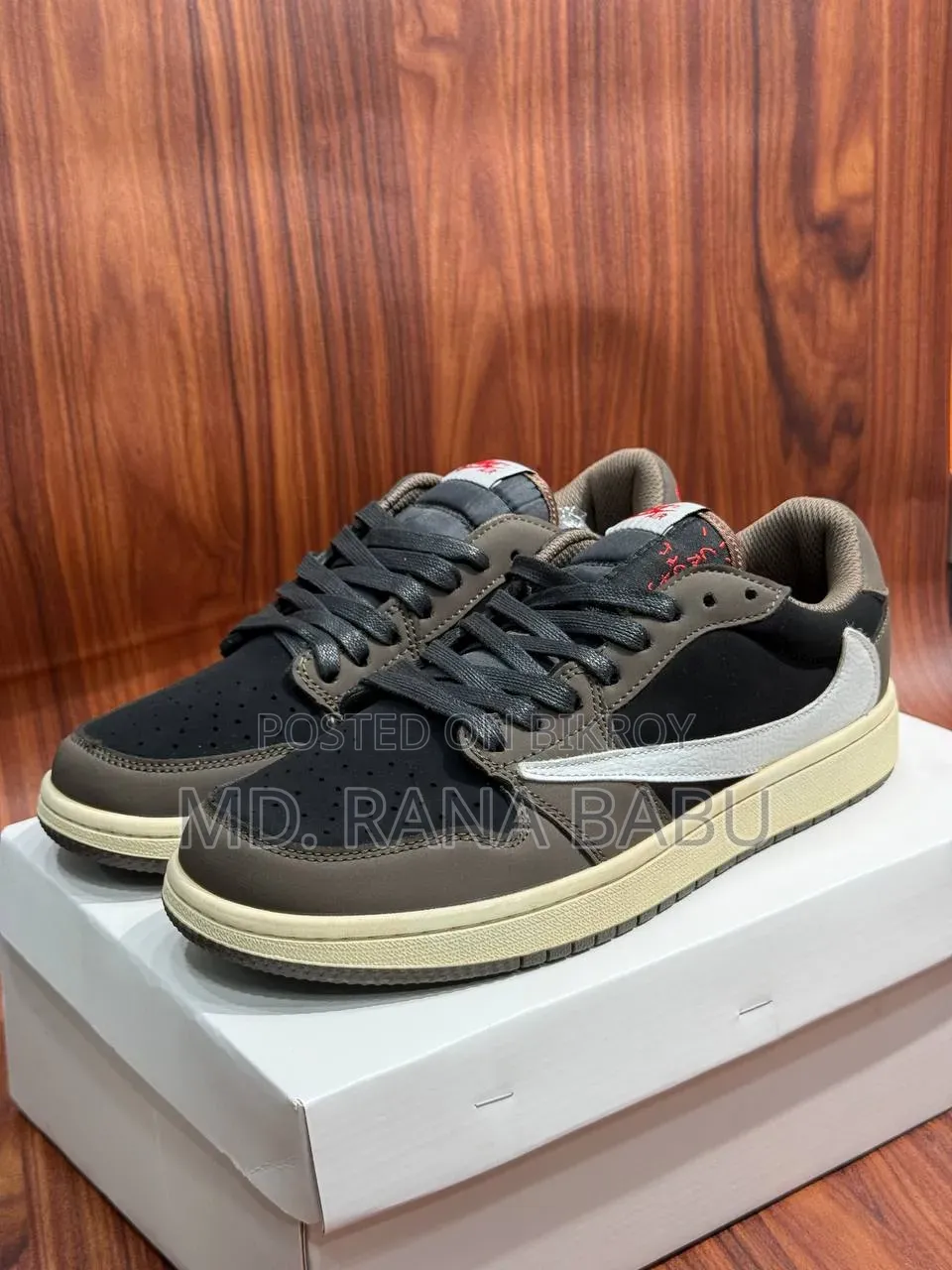 Nike Air Jordan 1 Retro Low OG SP (TB001) Sneakers