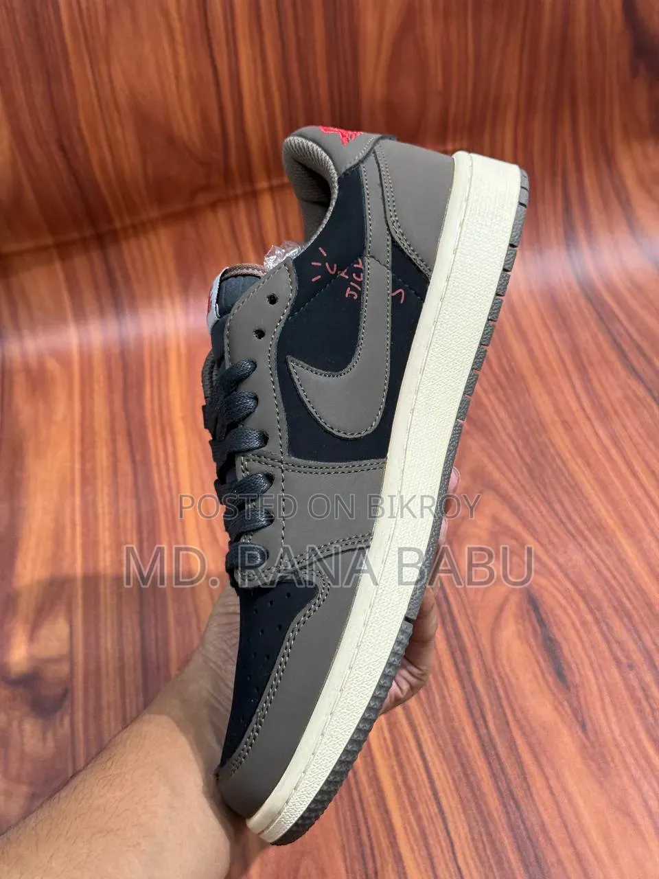 Nike Air Jordan 1 Retro Low OG SP (TB001) Sneakers