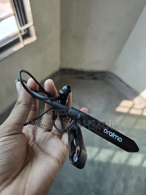 নেকব্যান্ড হেডফোন