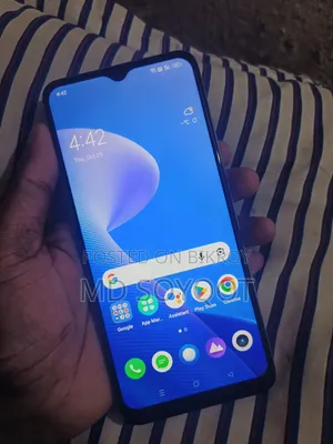 রিয়েলমি ভি৩০ ১২৮ জিবি গ্রে