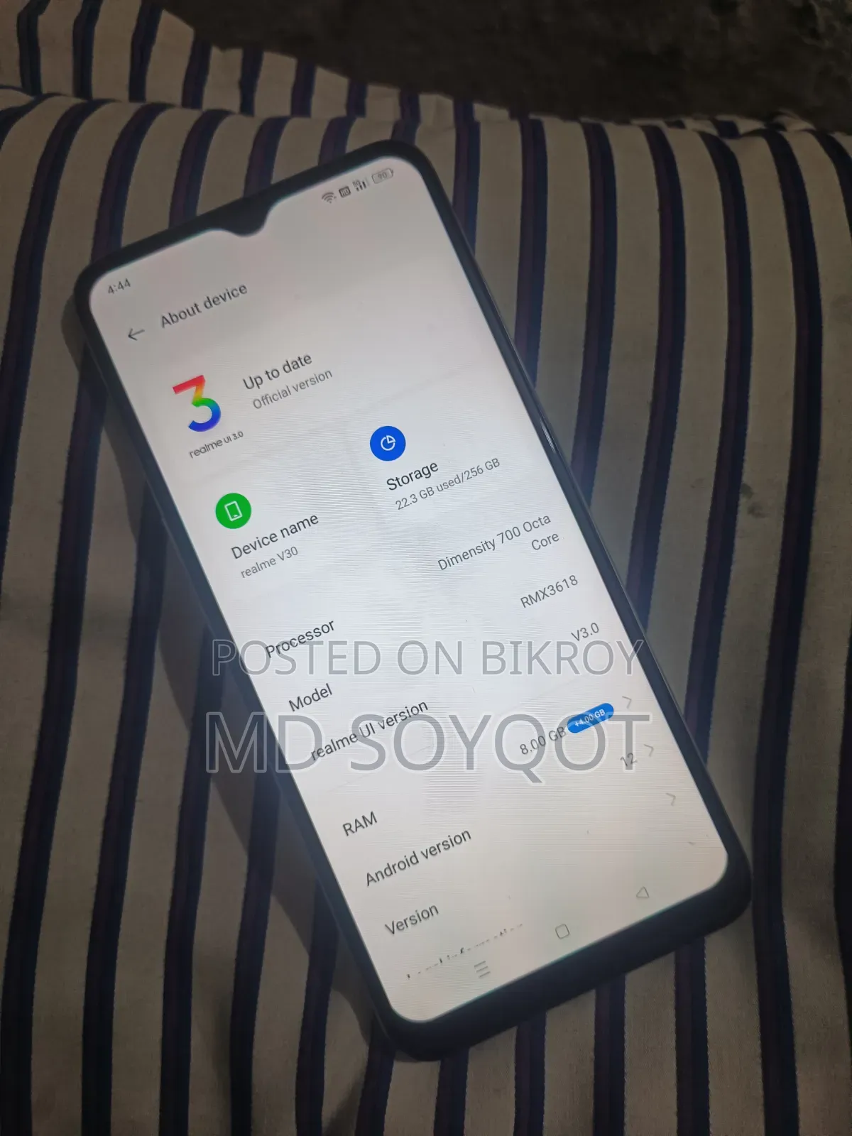 রিয়েলমি ভি৩০ ১২৮ জিবি গ্রে