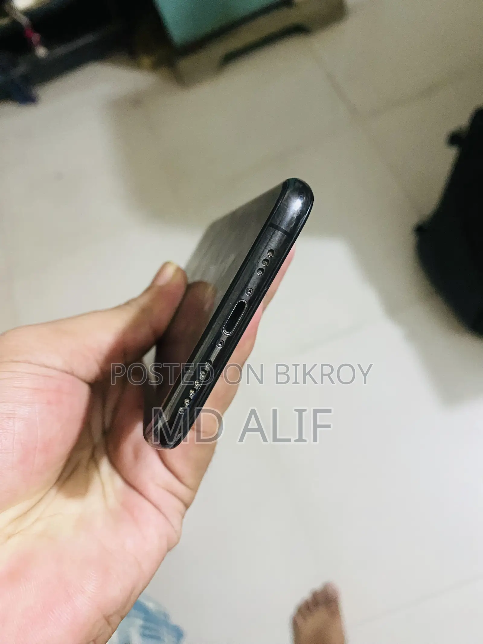 অ্যাপল আইফোন XS ৬৪ জিবি ব্ল্যাক
