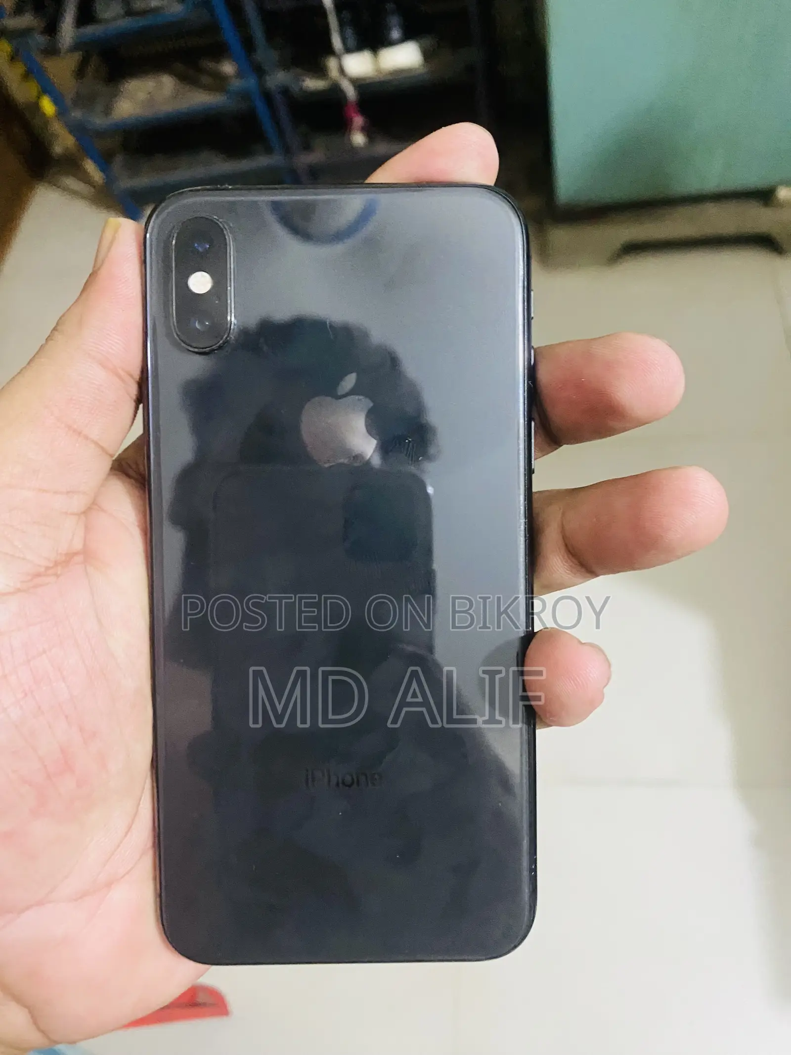 অ্যাপল আইফোন XS ৬৪ জিবি ব্ল্যাক