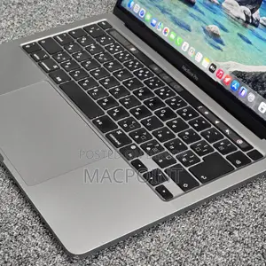 Laptop Apple MacBook Pro 2022 M2 8GB Apple M2 SSD 512GB