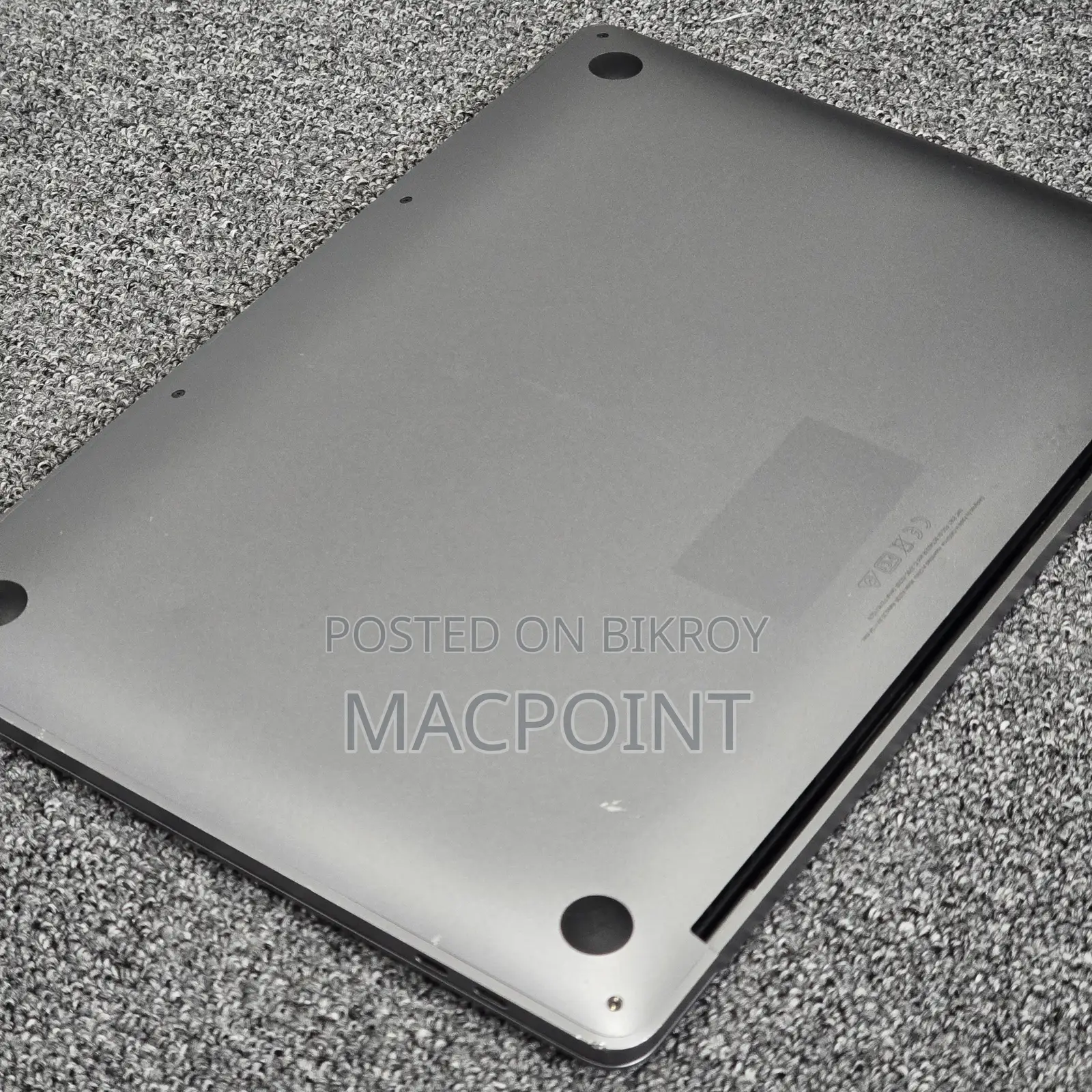 Laptop Apple MacBook Pro 2022 M2 8GB Apple M2 SSD 512GB