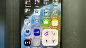 Apple iPhone 16 128 GB Gray