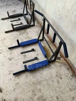 Pull Up and Chin Up Gym Bar Indoor Equipment