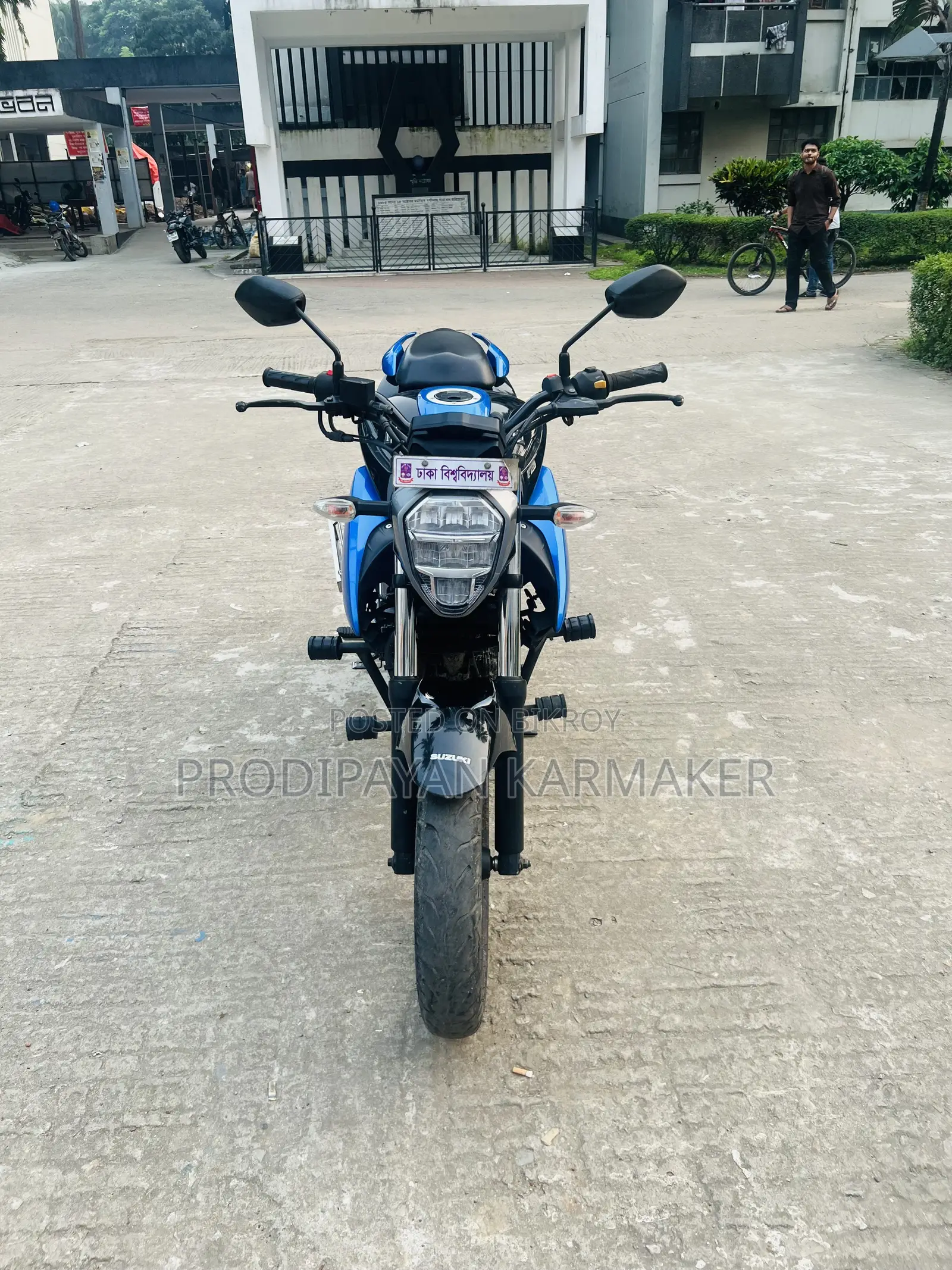 সুজুকি গিক্সার ২০২০ নীল