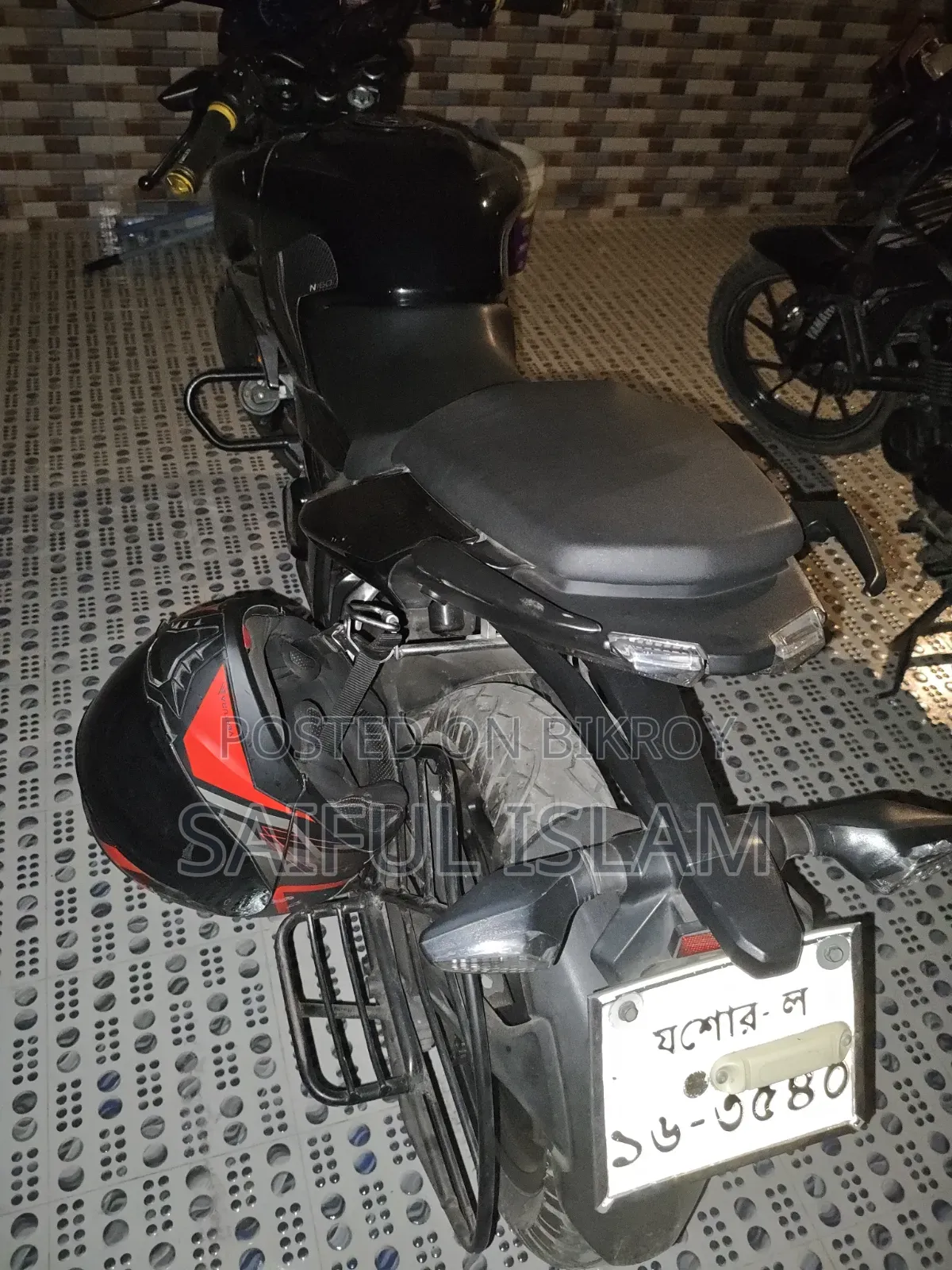 বাাজাজ পালসার এন১৬০ ২০২৩ ব্ল্যাক