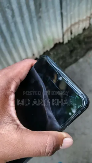 Walton Primo R8 64 GB Black