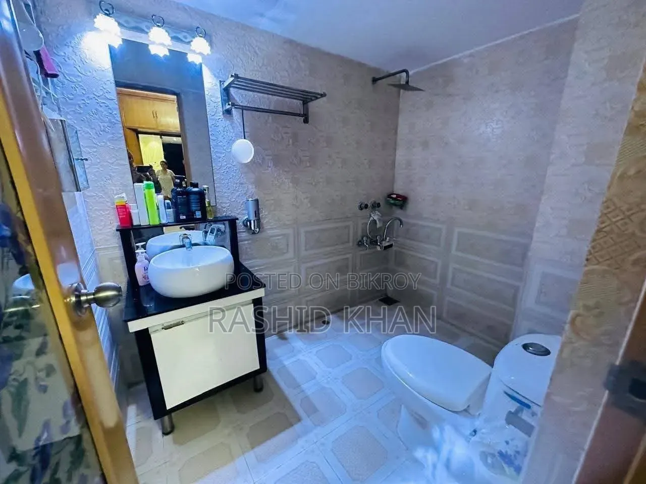 Furnished 3 Bedroom Apartment in Dhaka Full Furnish, Bashundhara for rent