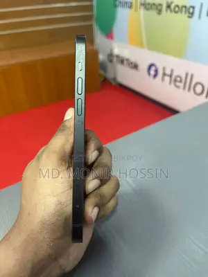 অ্যাপল আইফোন ১২ ৬৪ জিবি ব্ল্যাক